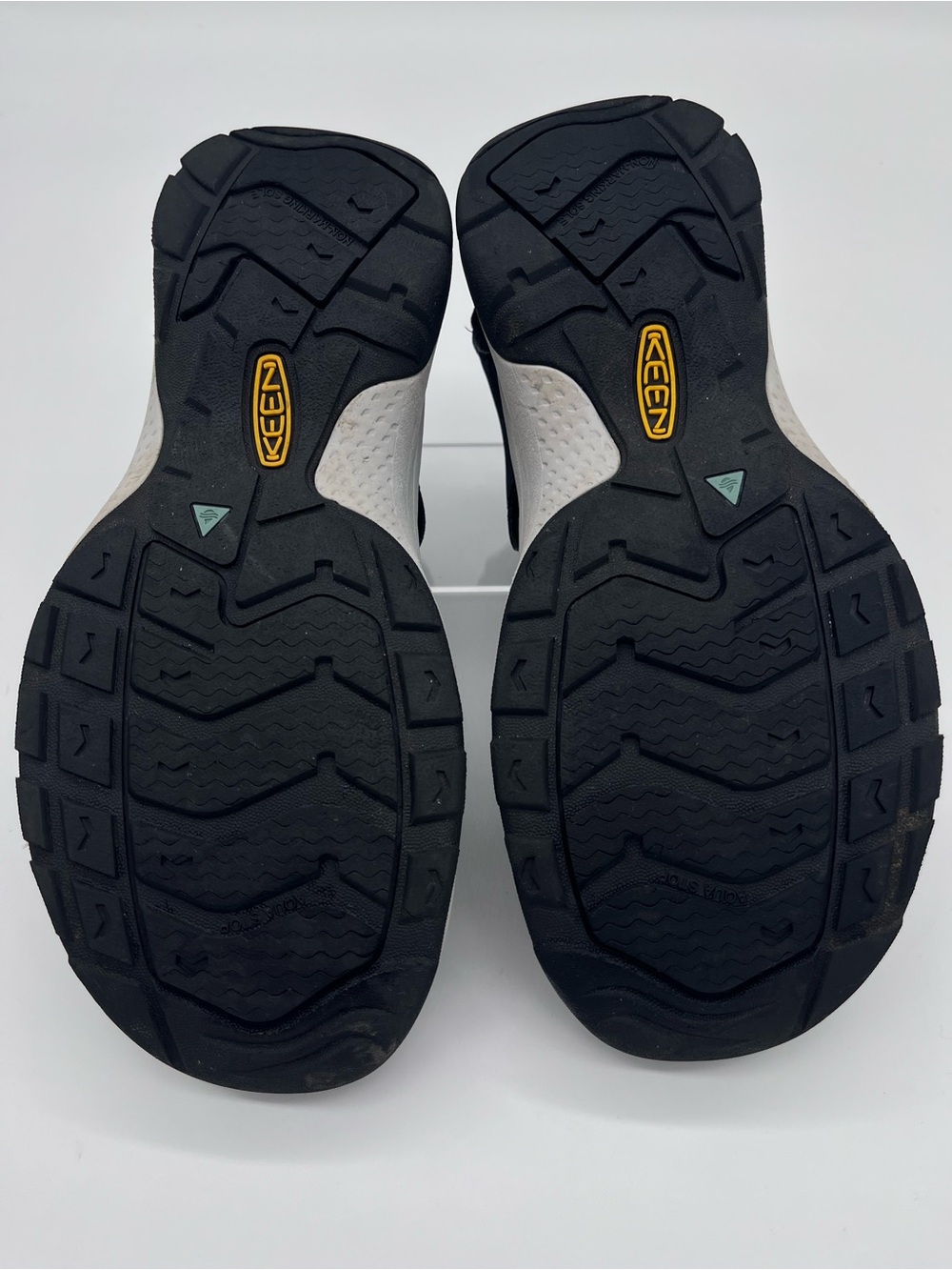 KEEN Astoria West Sandals Women’s 8 Black Grey Water Shoes Trail Hiking 1023594 - Picture 6 of 7